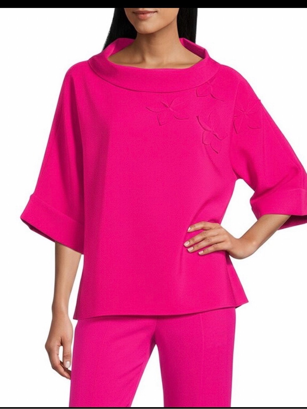 IC COLLECTION  Pink Flower Embellished Top